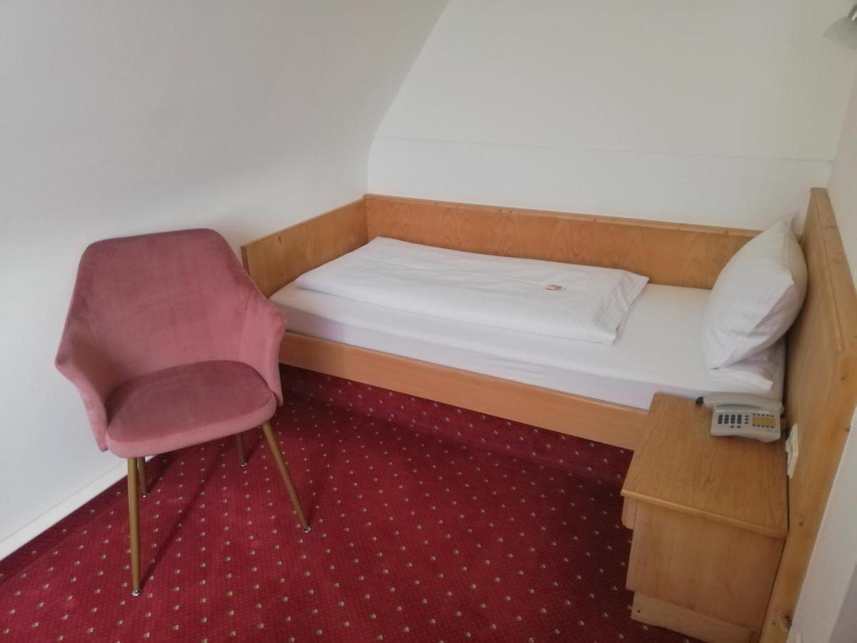 Landhotel Oelmuehle Mombris Kültér fotó