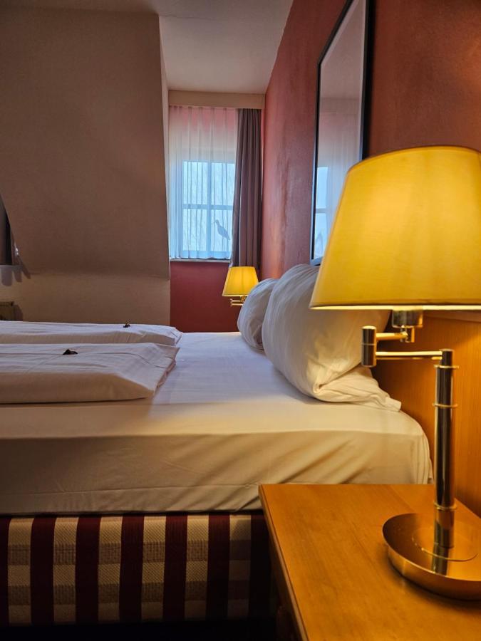 Landhotel Oelmuehle Mombris Kültér fotó