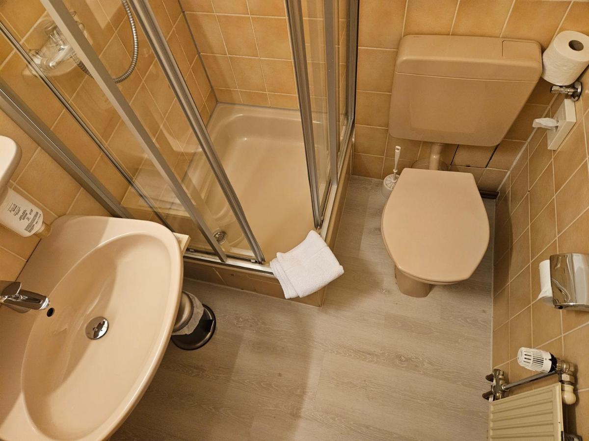 Landhotel Oelmuehle Mombris Kültér fotó